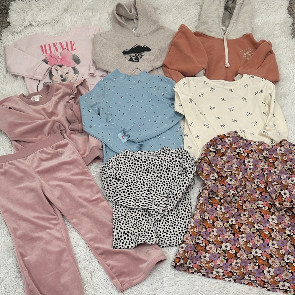 🦋 Bundle of 9 Girls Clothing Size 4